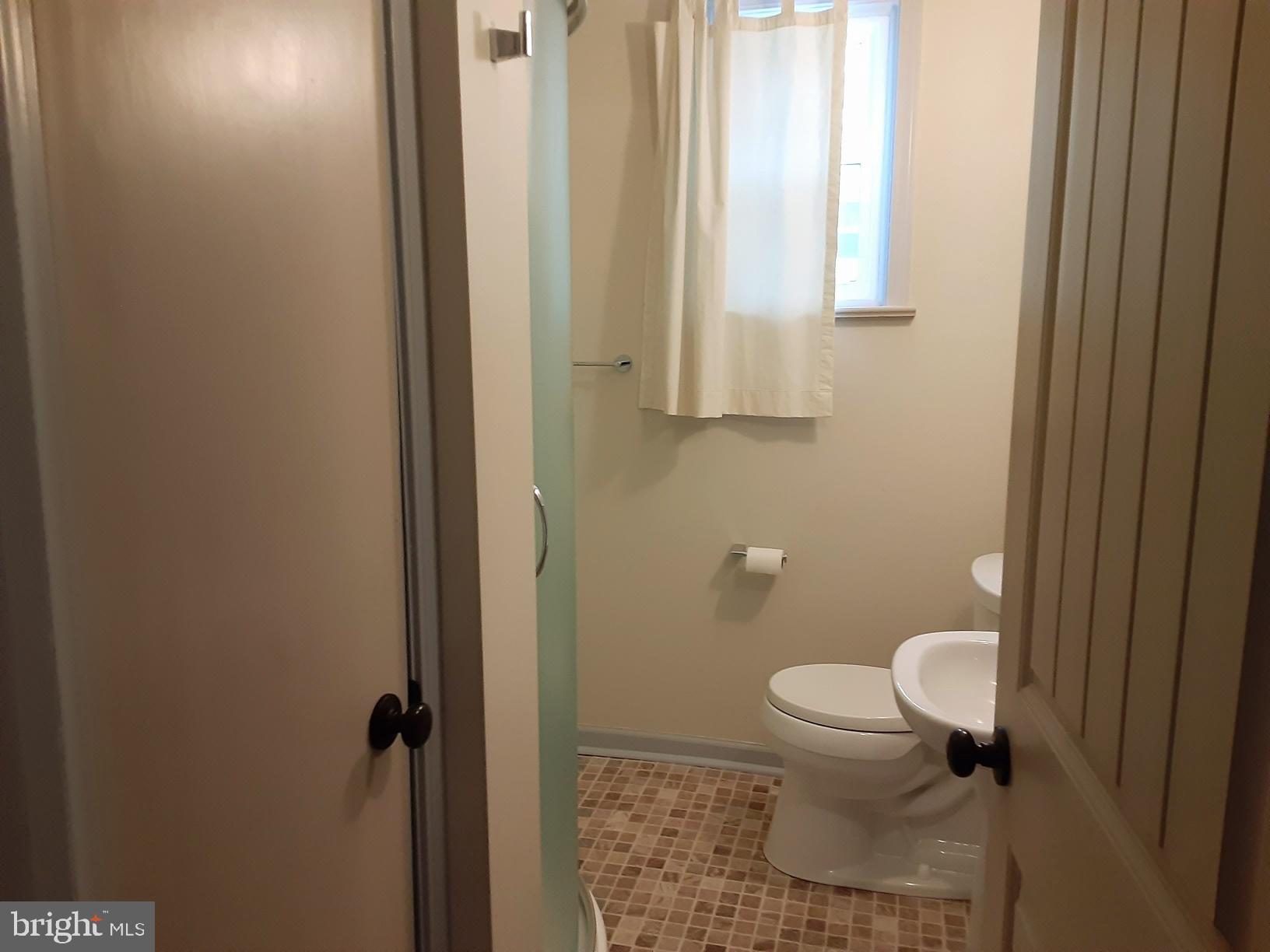 191 Ridge Avenue Ephrata, PA 17522 - Photo 12 of 25 Full Bath