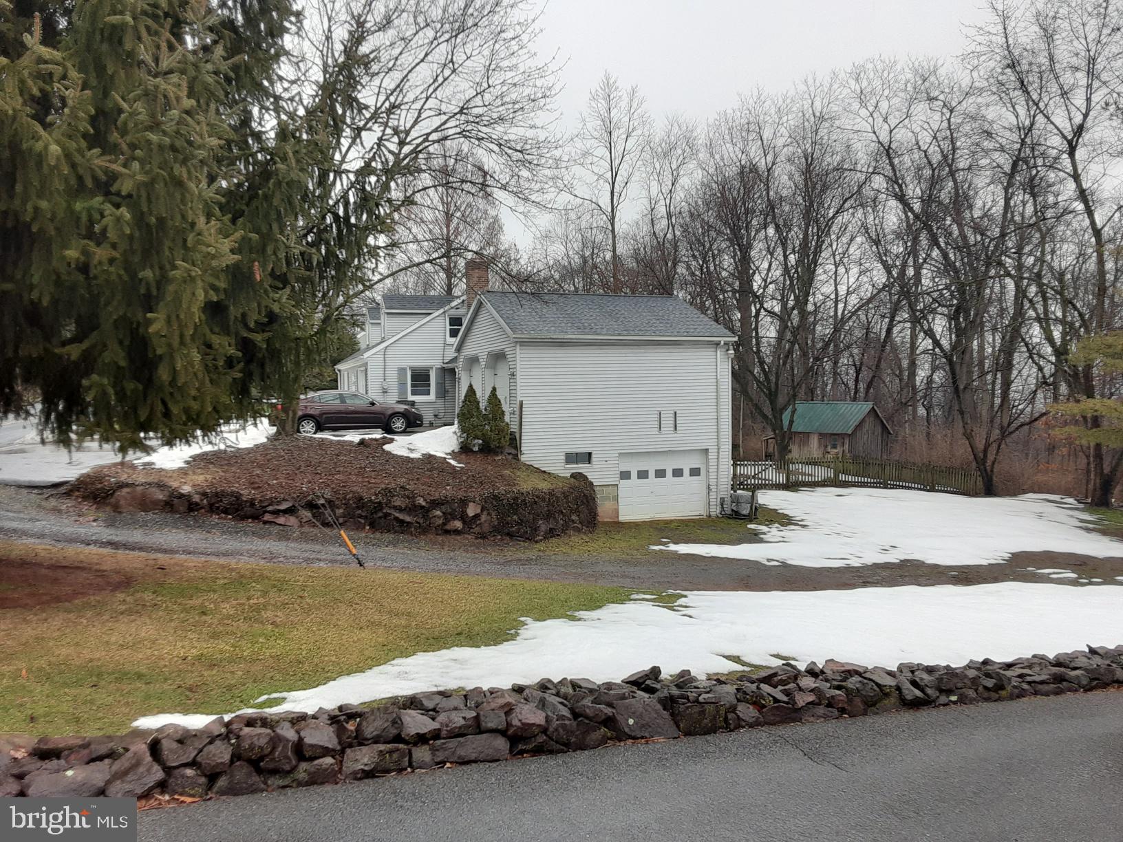 191 Ridge Avenue Ephrata, PA 17522 - Photo 23 of 25 Side View