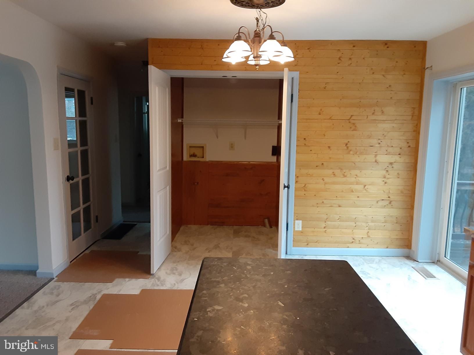 191 Ridge Avenue Ephrata, PA 17522 - Photo 8 of 25 Dining Area