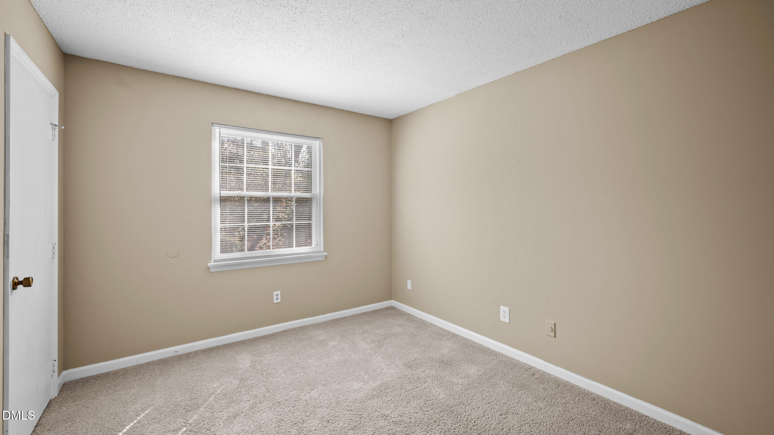 5669 Hornaday Road, Unit C Greensboro, NC 27409 - Photo 15 of 28 14__dsc1577