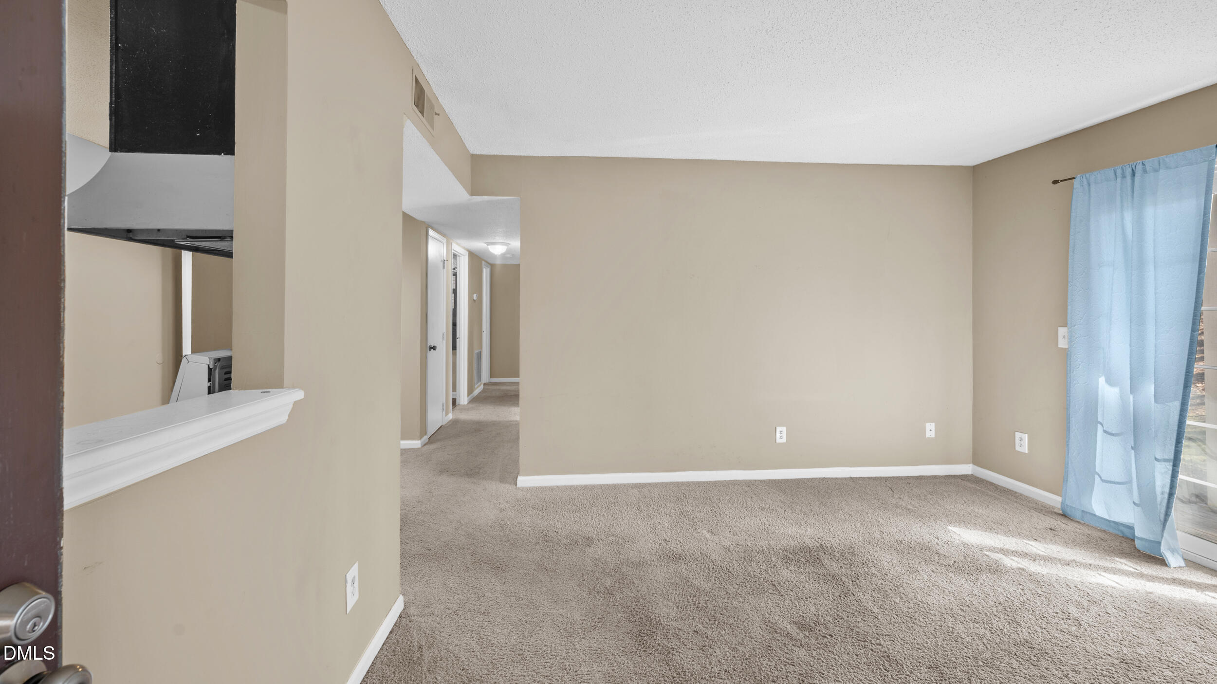 5669 Hornaday Road, Unit C Greensboro, NC 27409 - Photo 3 of 28 6__dsc1537