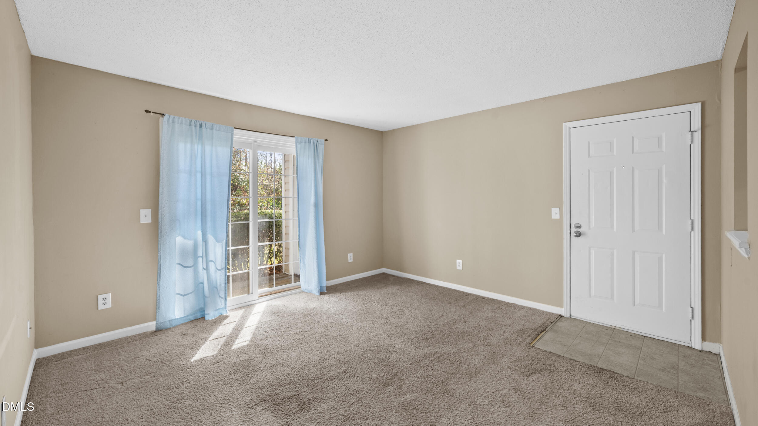 5669 Hornaday Road, Unit C Greensboro, NC 27409 - Photo 4 of 28 8__dsc1547