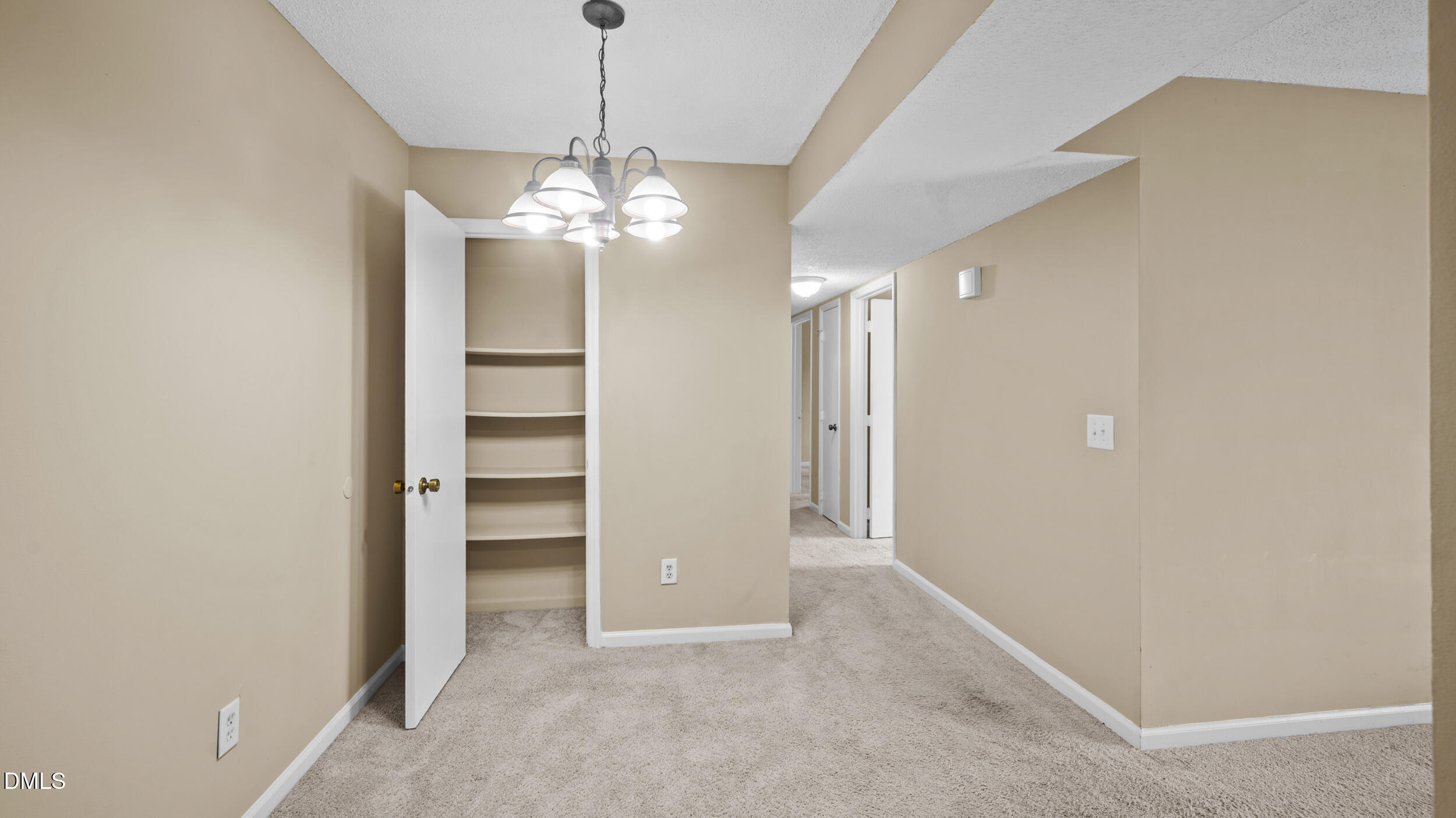 5669 Hornaday Road, Unit C Greensboro, NC 27409 - Photo 7 of 28 10__dsc1557