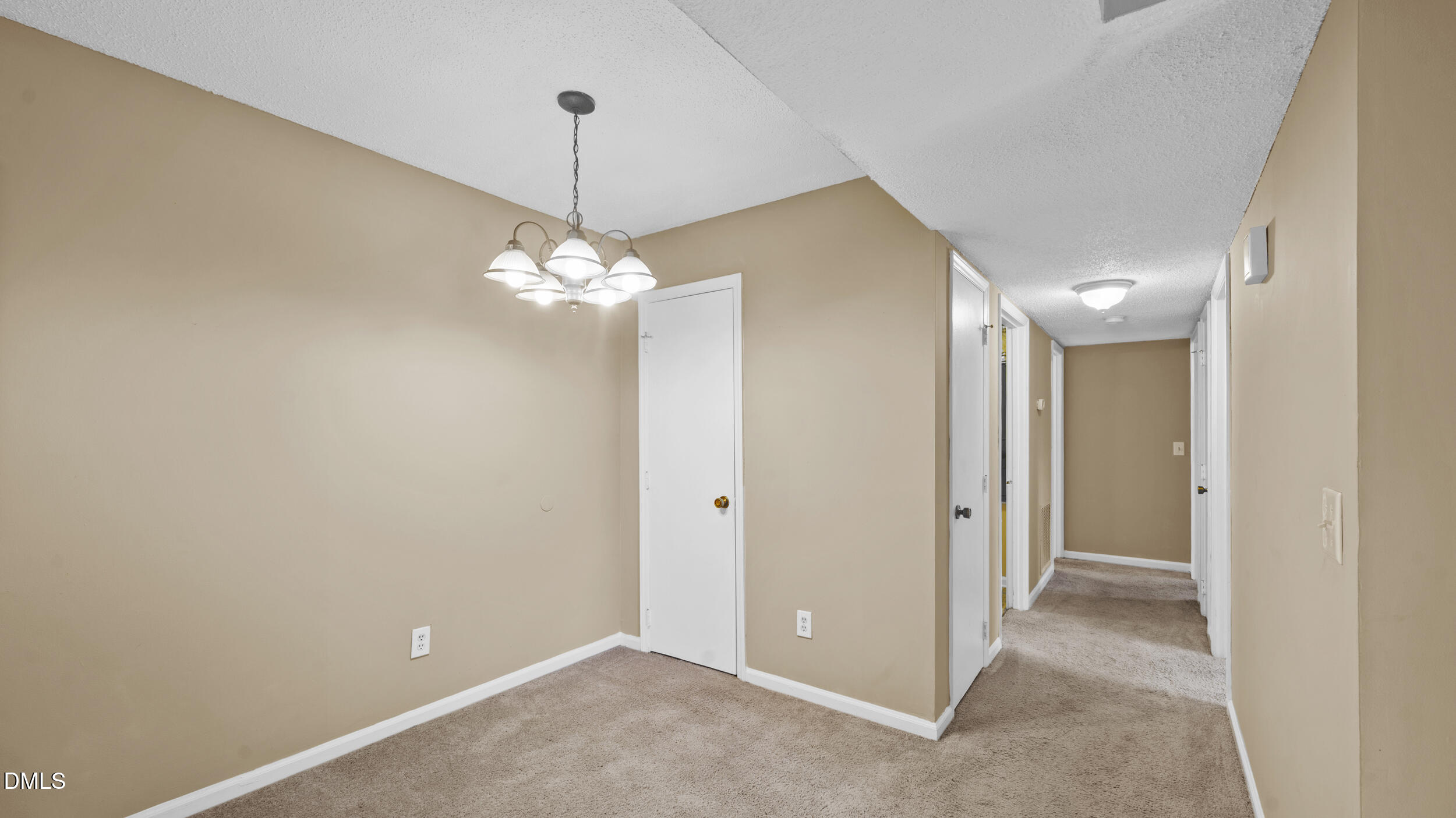 5669 Hornaday Road, Unit C Greensboro, NC 27409 - Photo 8 of 28 19__dsc1602