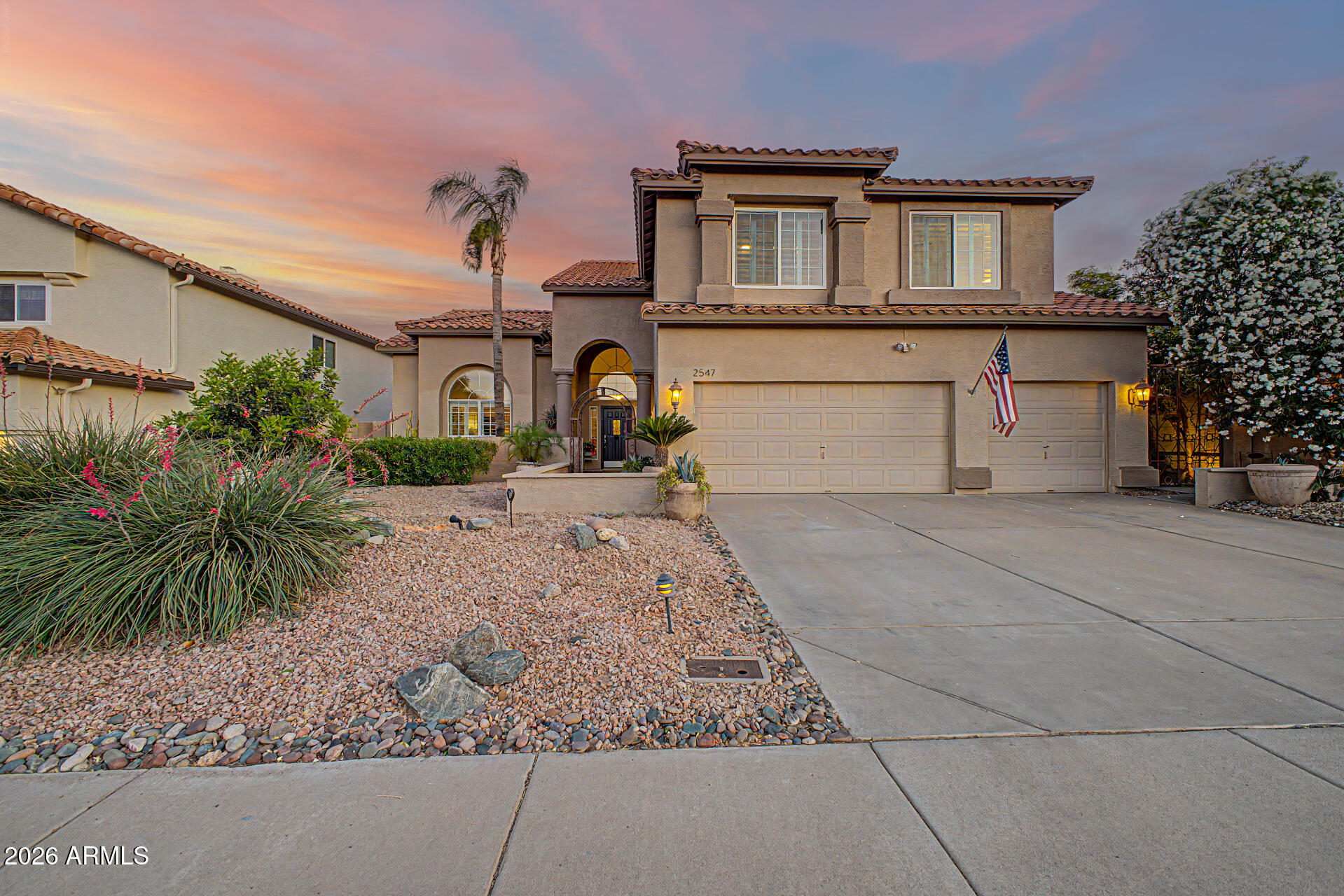2547 East Amber Ridge Way Phoenix, AZ 85048 - Photo 4 of 70