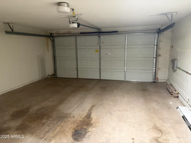 a view of a garage
