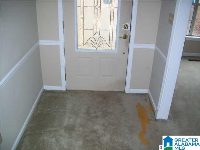 905 Woodbrook Road Birmingham, AL 35215 - Photo 7 of 31