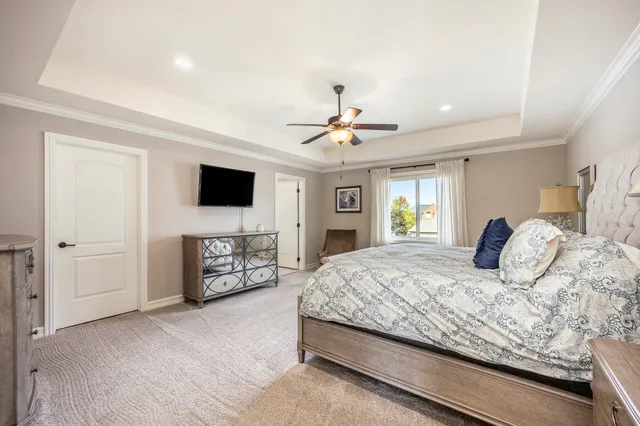 $969,900 | 56096 Lario Court, Macomb, MI 48042