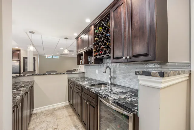 $969,900 | 56096 Lario Court, Macomb, MI 48042