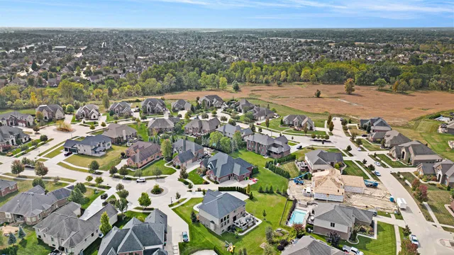 $969,900 | 56096 Lario Court, Macomb, MI 48042