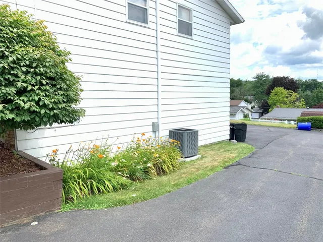 $2,300 | 1026 Autumn Drive, Endicott, NY 13760