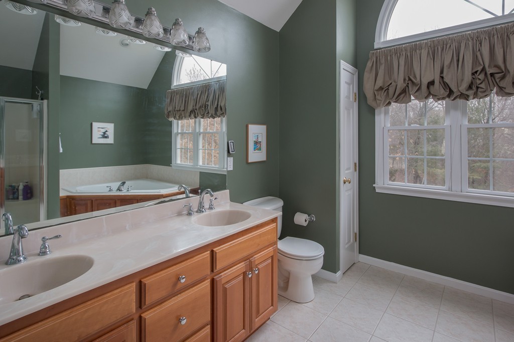 23 Huckleberry Road Hopkinton, MA 01748 - Photo 20 of 30 Gallery Image 20