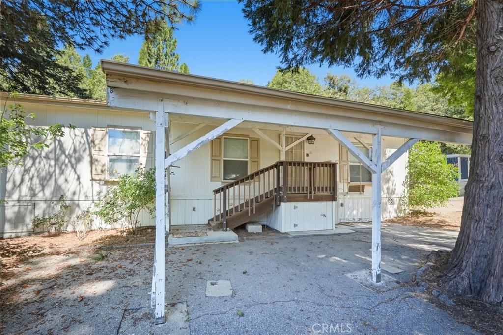 22899 Byron Road, Unit 16 Crestline, CA 92325 - Photo 5 of 33