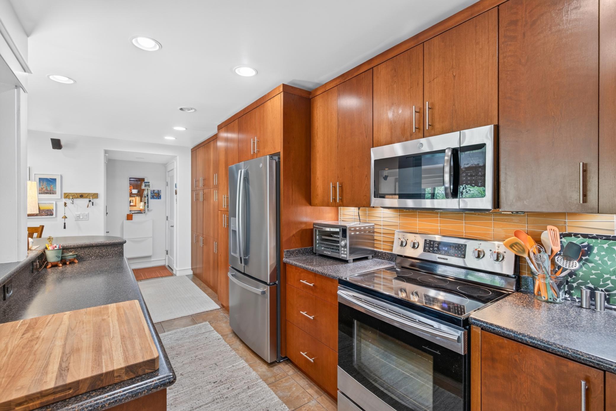 6421 Colony Way, Unit 2D Edina, MN 55435 - Photo 9 of 27