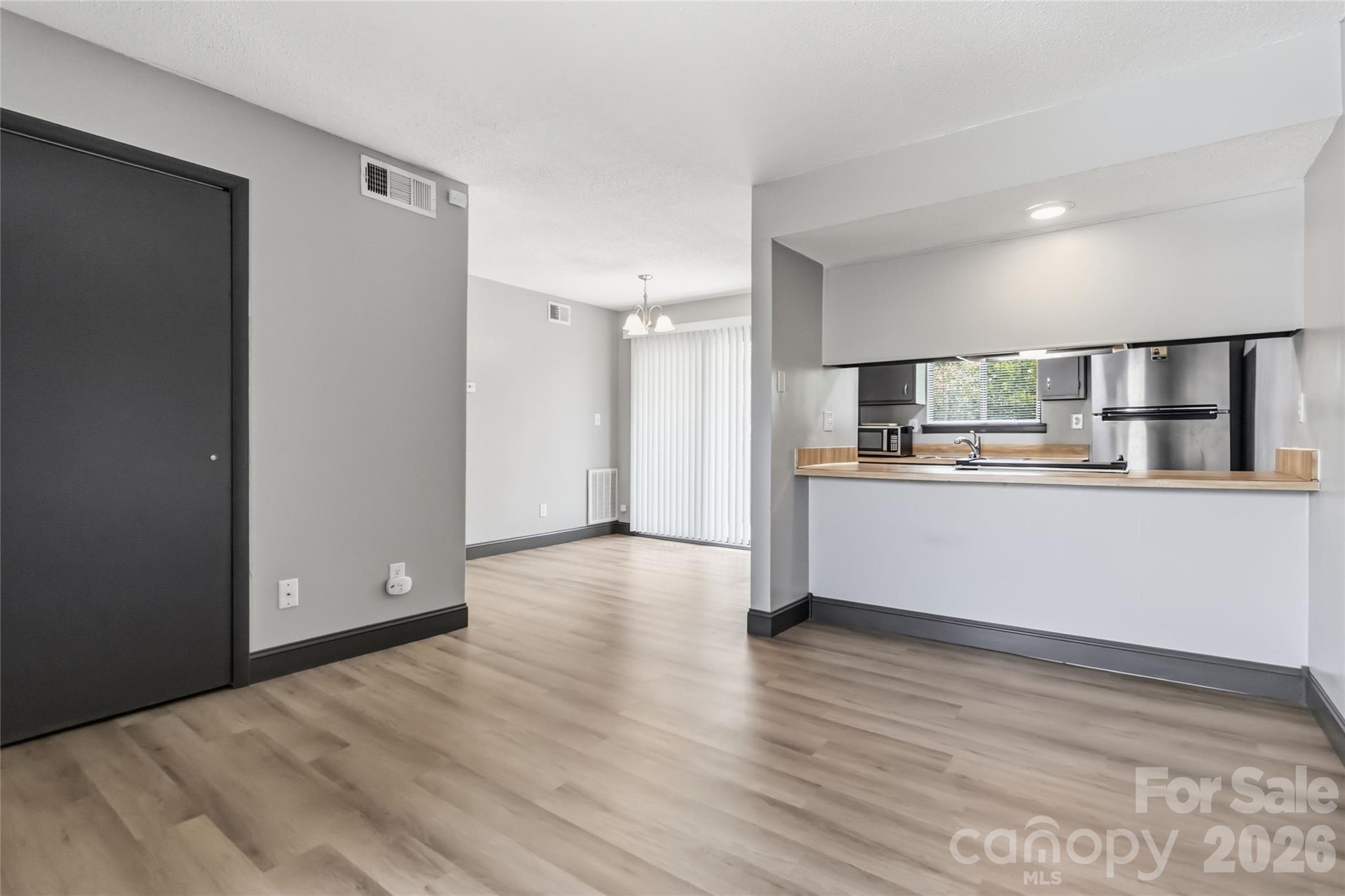 11033 Cedar View Road Charlotte, NC 28226 - Photo 5 of 17
