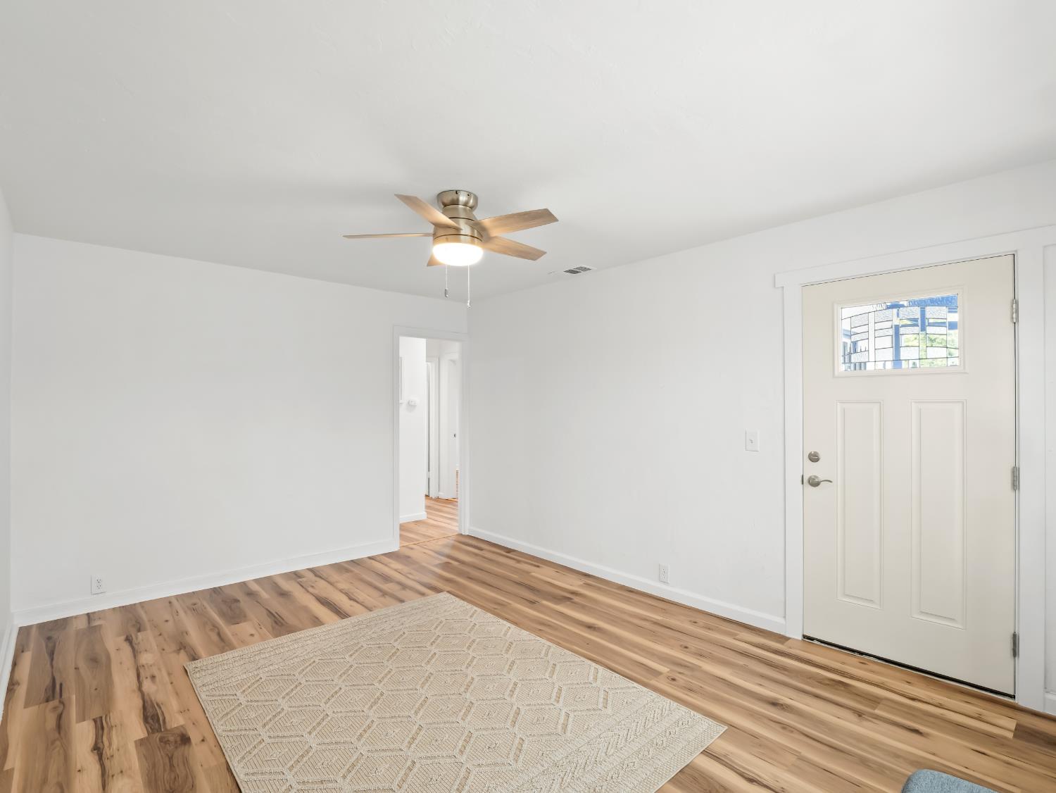 1315 North 8th Street Fresno, CA 93703 - Photo 8 of 28