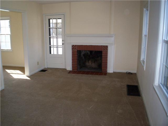 6339 North Michigan Road Indianapolis, IN 46260 - Photo 4 of 12 Gallery Image 4