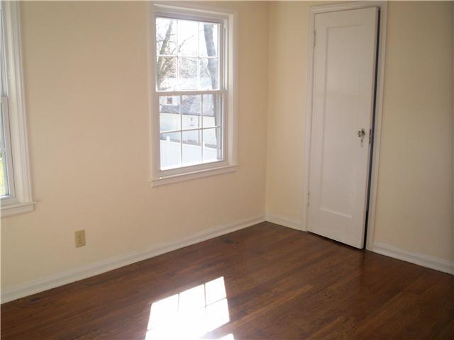 6339 North Michigan Road Indianapolis, IN 46260 - Photo 7 of 12 Gallery Image 7