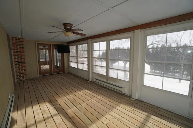 $299,900 | 551 South Mapes Drive, Stockton, IL 61085