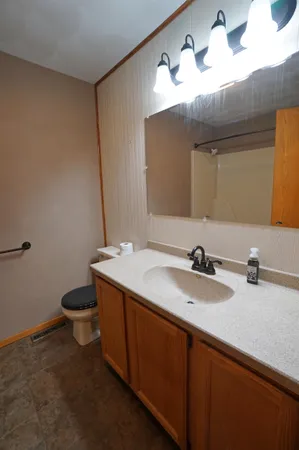 $289,900 | 551 South Mapes Drive, Stockton, IL 61085