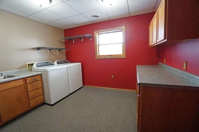 $299,900 | 551 South Mapes Drive, Stockton, IL 61085