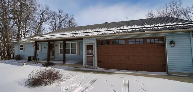 $299,900 | 551 South Mapes Drive, Stockton, IL 61085