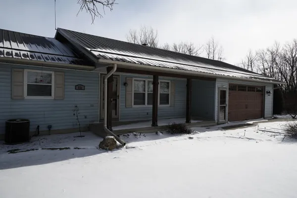 $289,900 | 551 South Mapes Drive, Stockton, IL 61085