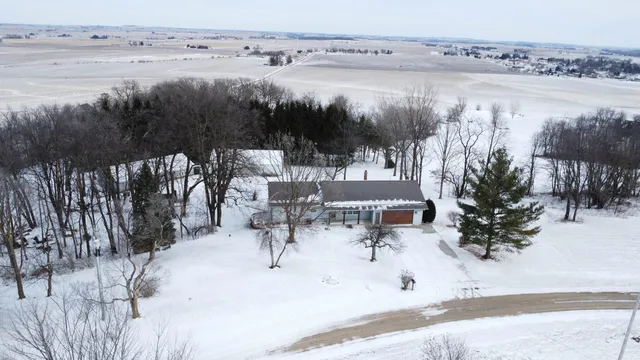 $299,900 | 551 South Mapes Drive, Stockton, IL 61085