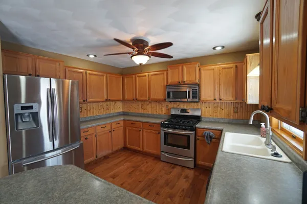 $289,900 | 551 South Mapes Drive, Stockton, IL 61085