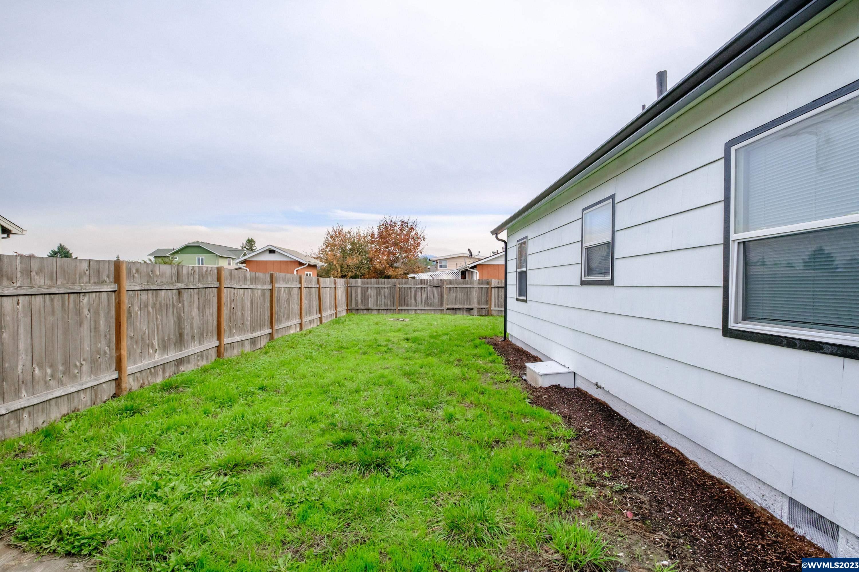 1185 Airport Road Lebanon, OR 97355 - Photo 32 of 33 Gallery Image 32