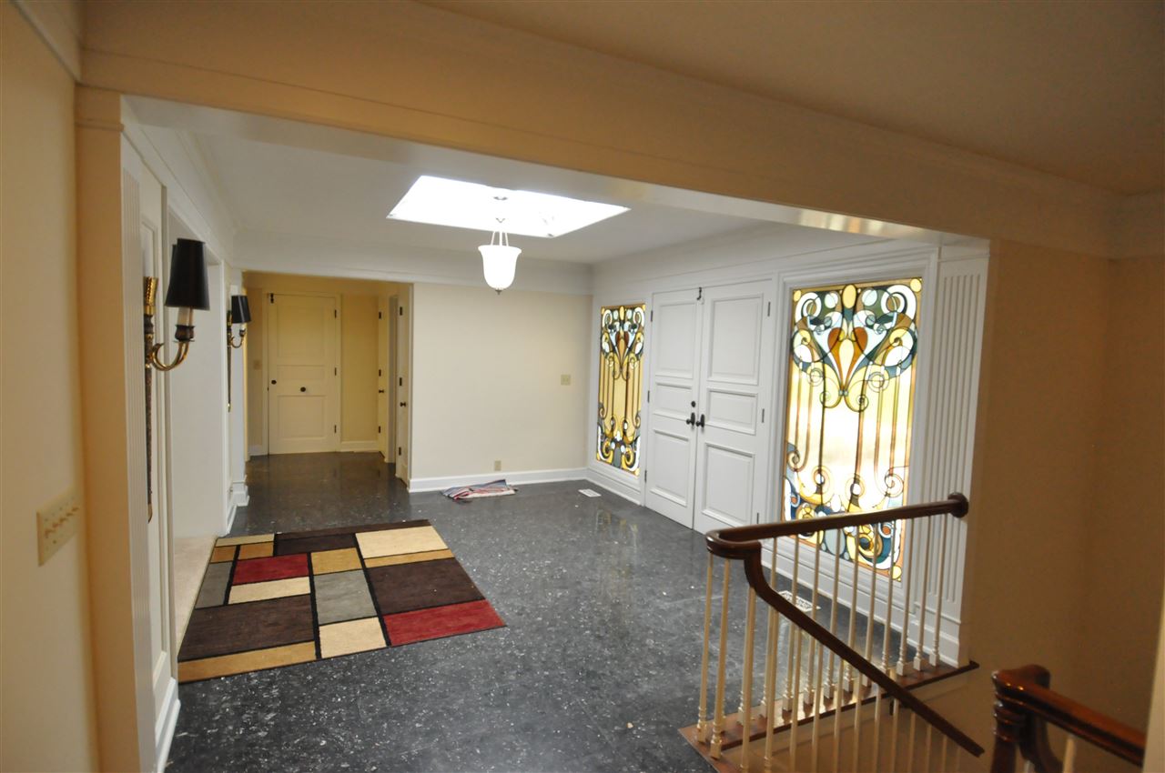3318 Brookview Road Rockford, IL 61107 - Photo 4 of 30 a room with windows and ceiling fan