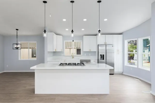 $415,000 | 35 Parkwood Lane, Oceanside, CA 92054