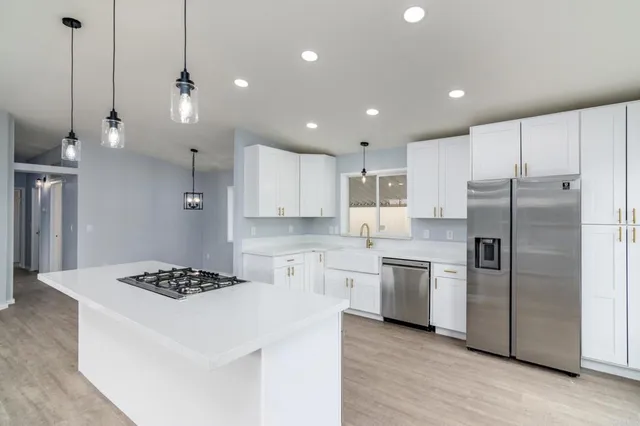 $415,000 | 35 Parkwood Lane, Oceanside, CA 92054