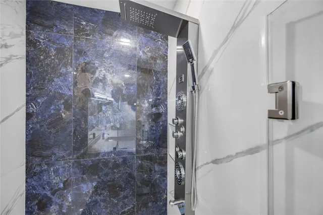 $384,999 | 4923 Golden Forest Drive, Unit A, Houston, TX 77091