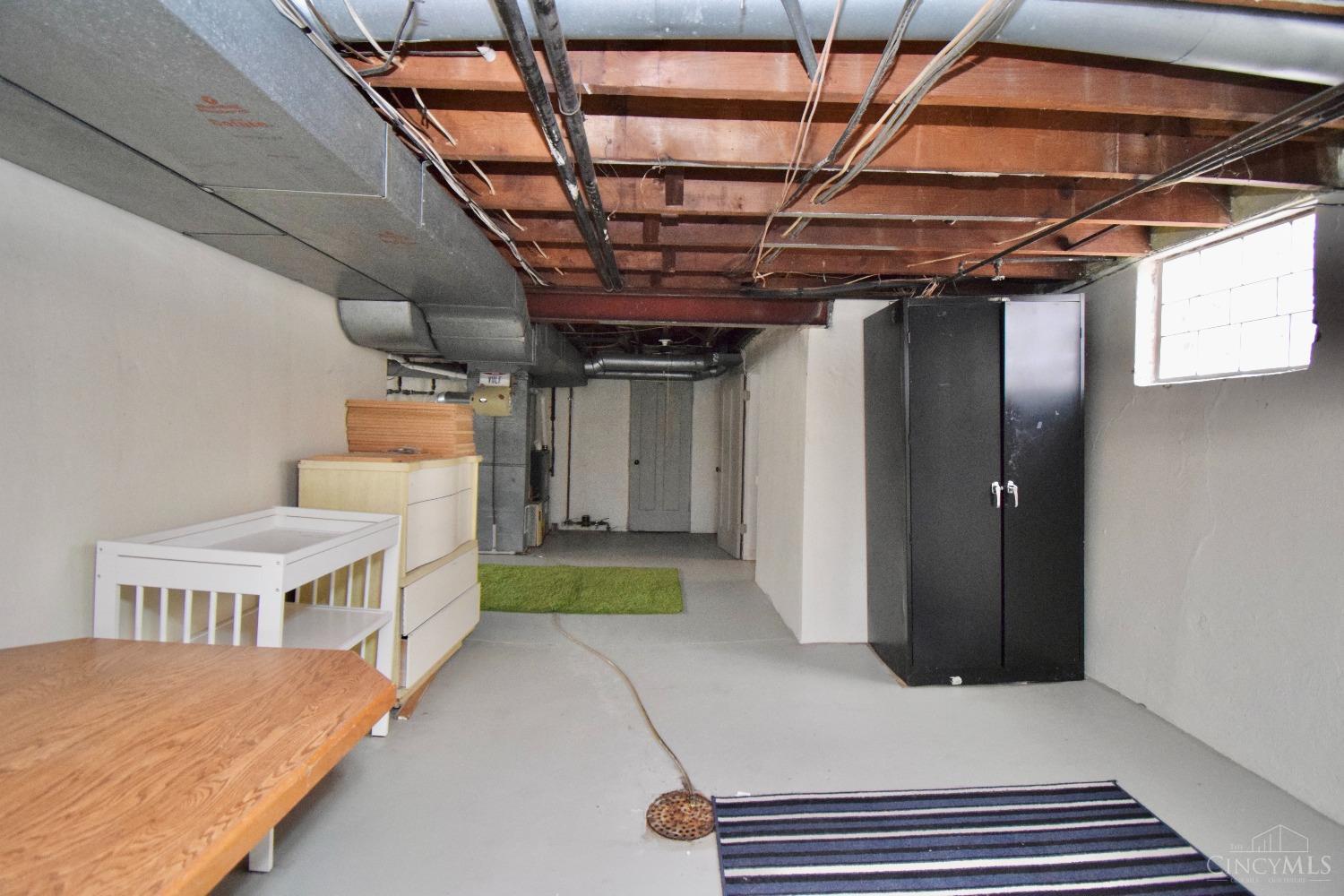 4947 Ralph Avenue Cincinnati, OH 45238 - Photo 47 of 56 Gallery Image 47