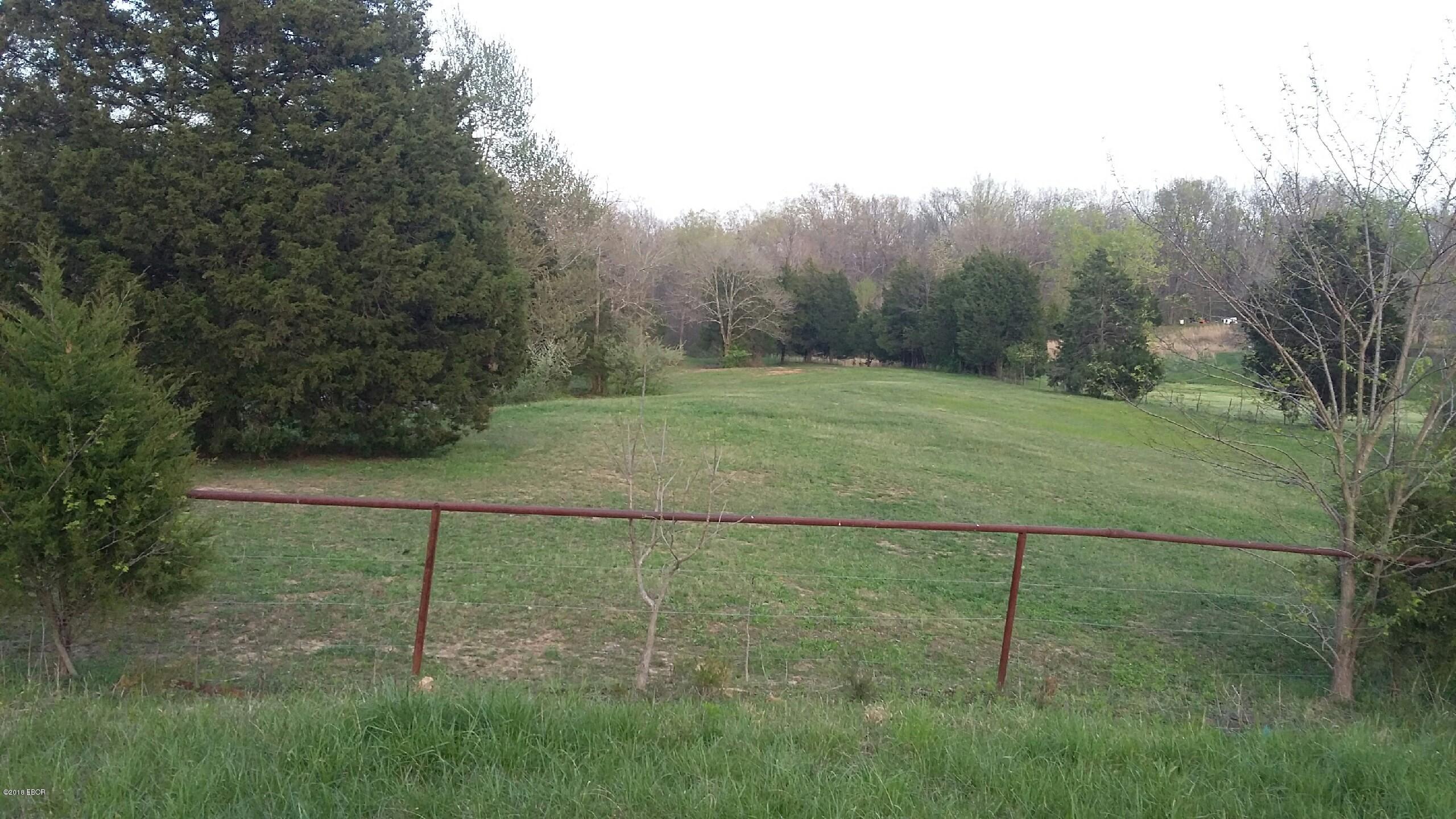 120 Belville Road New Burnside, IL 62967 - Photo 5 of 33