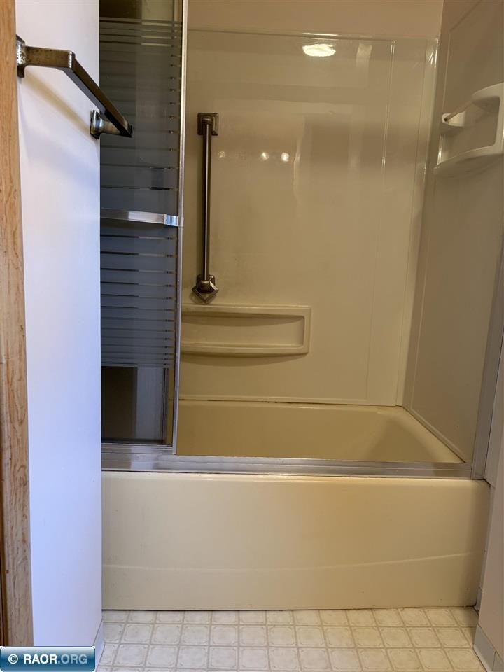 429 4th Street Southwest Chisholm, MN 55719 - Photo 16 of 29