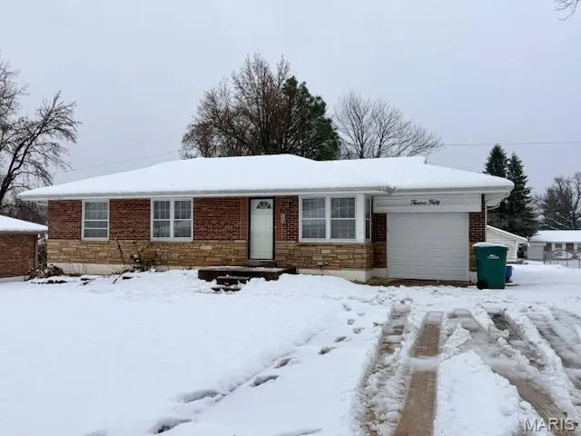 $127,500 | 1250 Admiral Drive, St. Louis, MO 63137