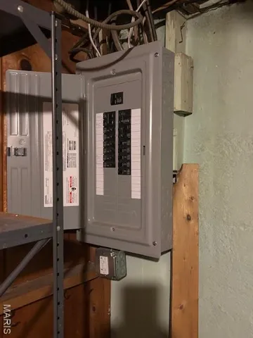 $127,500 | 1250 Admiral Drive, St. Louis, MO 63137