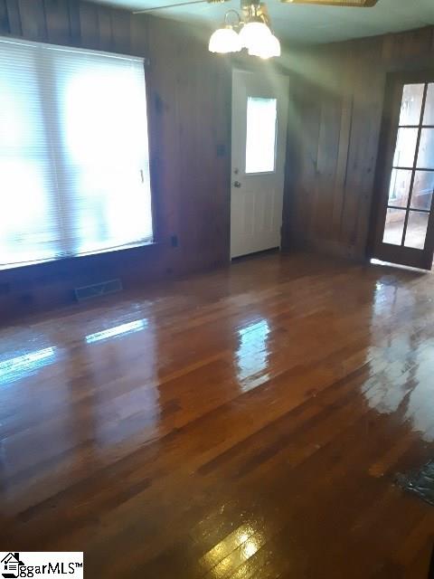 259 Mauldin Road Easley, SC 29640 - Photo 14 of 26