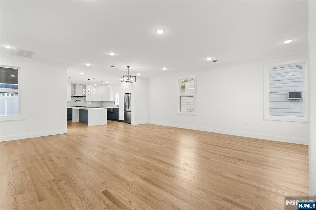 459 Washington Avenue Rutherford, NJ 07070 - Photo 6 of 39