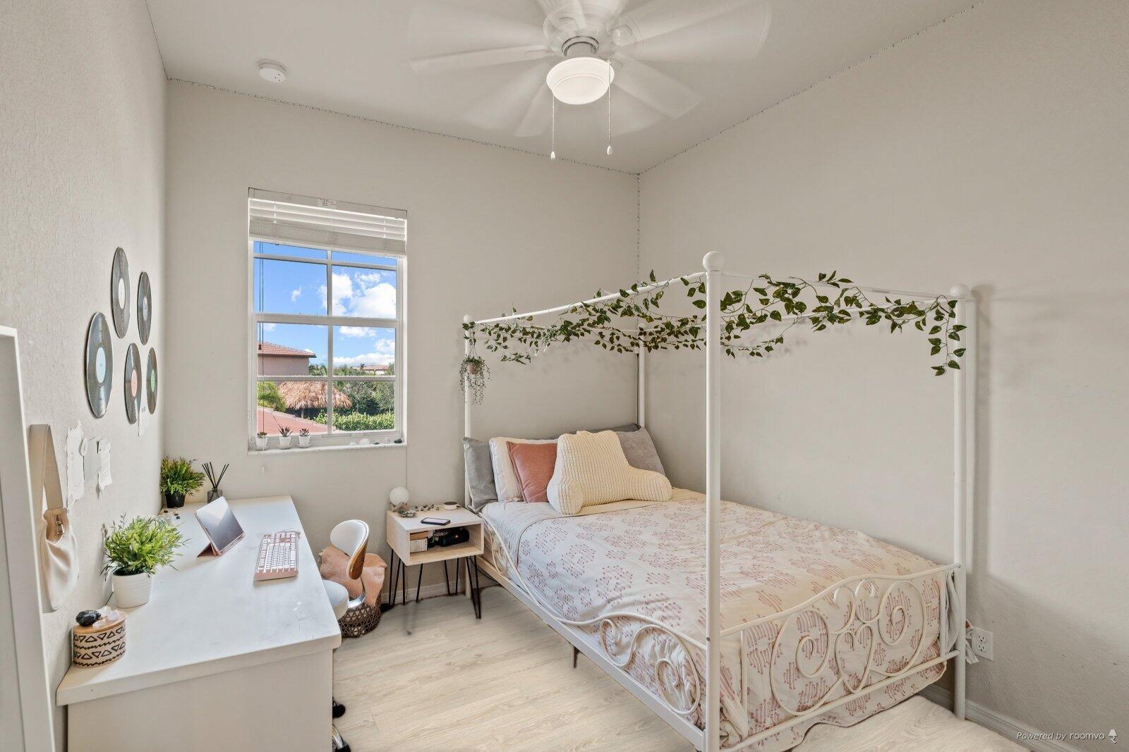 135 Rudder Cay Way Jupiter, FL 33458 - Photo 17 of 25 Guest Bedroom