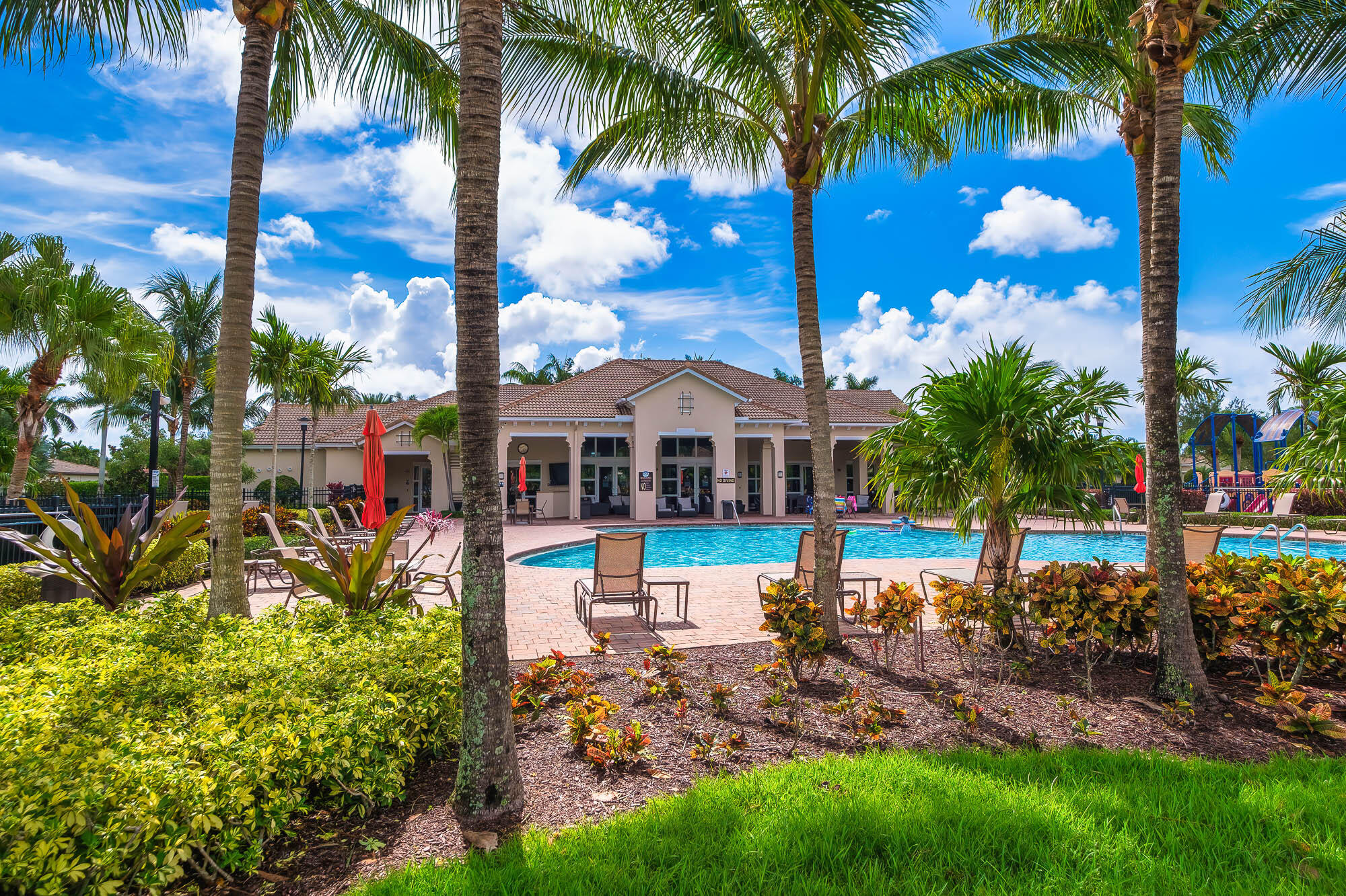 135 Rudder Cay Way Jupiter, FL 33458 - Photo 23 of 25 Clubhouse Pool