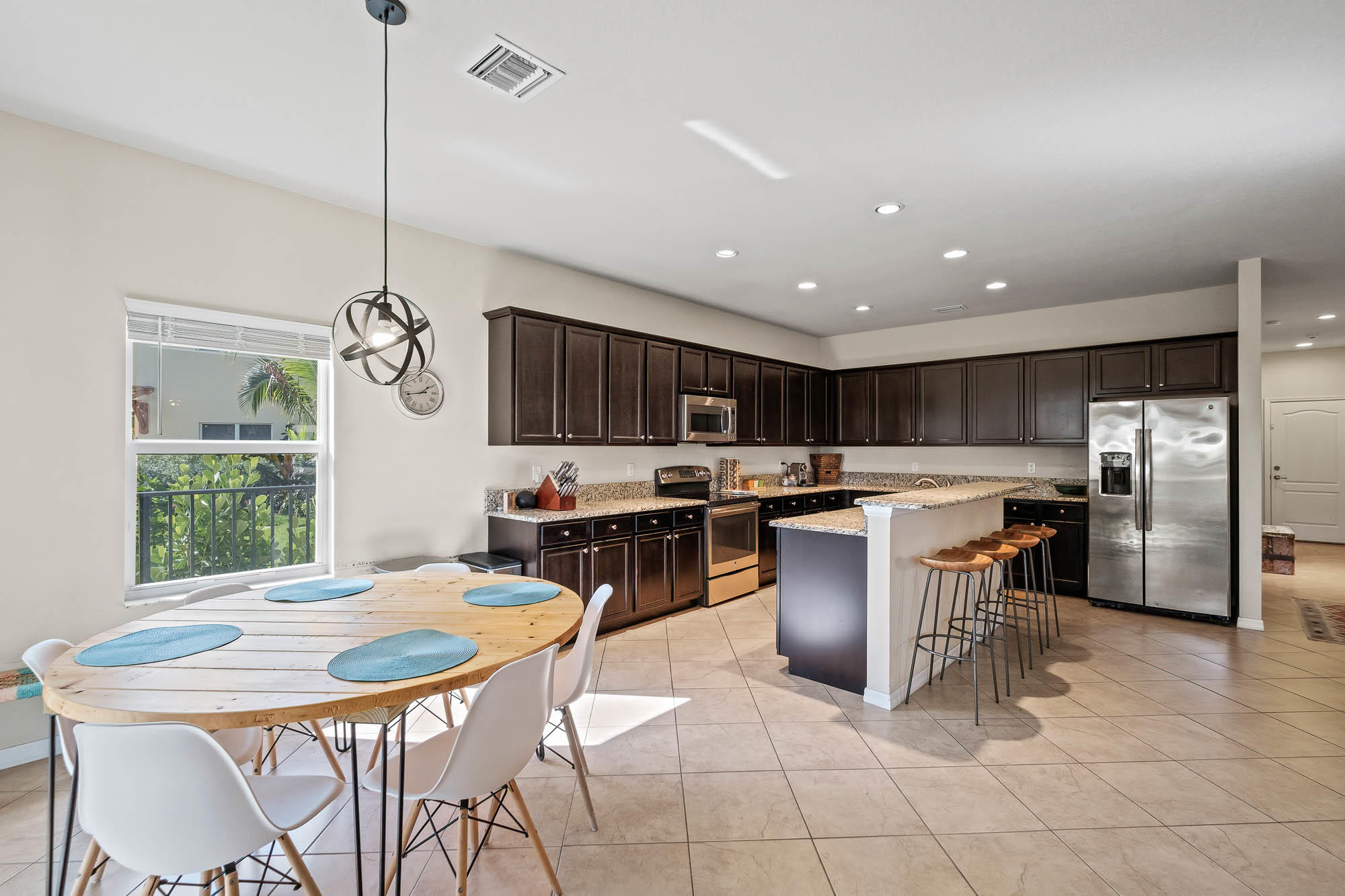 135 Rudder Cay Way Jupiter, FL 33458 - Photo 5 of 25 Eat-In Kitchen