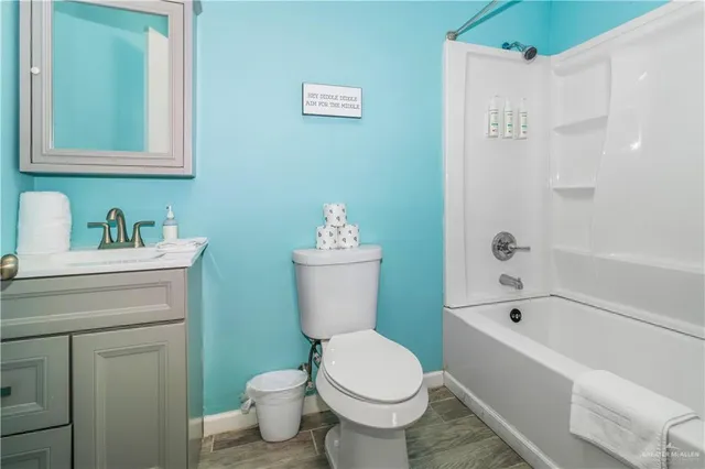 $2,300 | 112 East Hibiscus Street, South Padre Island, TX 78597