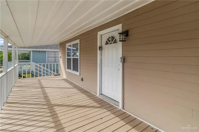 $2,300 | 112 East Hibiscus Street, South Padre Island, TX 78597