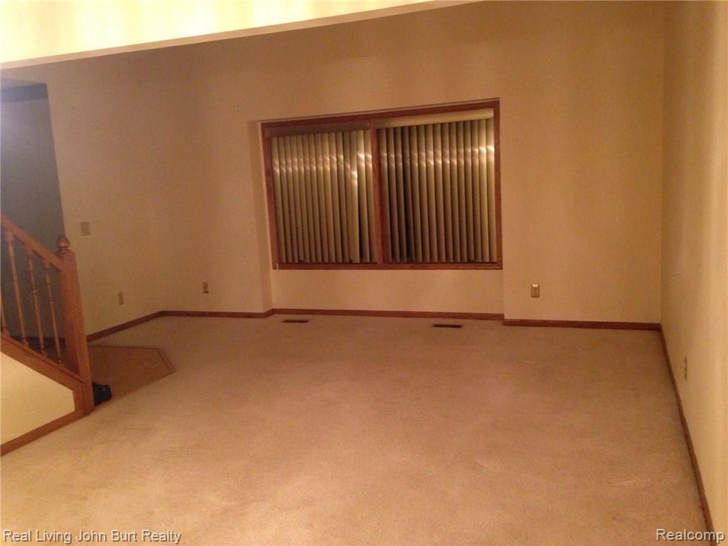 269 Pepper Tree Lane Rochester, MI 48309 - Photo 7 of 18 image.jpg