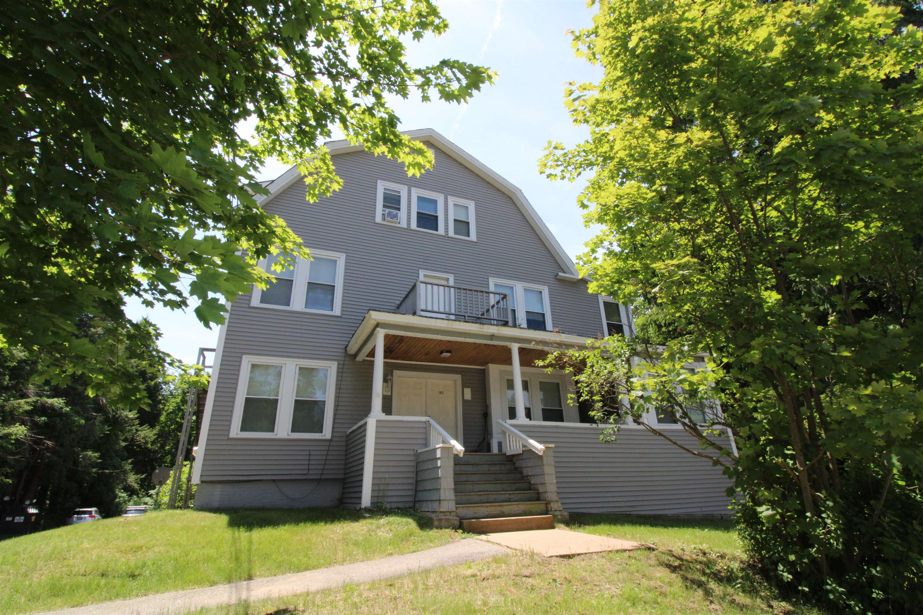 189 South Main Street Rochester, NH 03867 - Photo 21 of 29