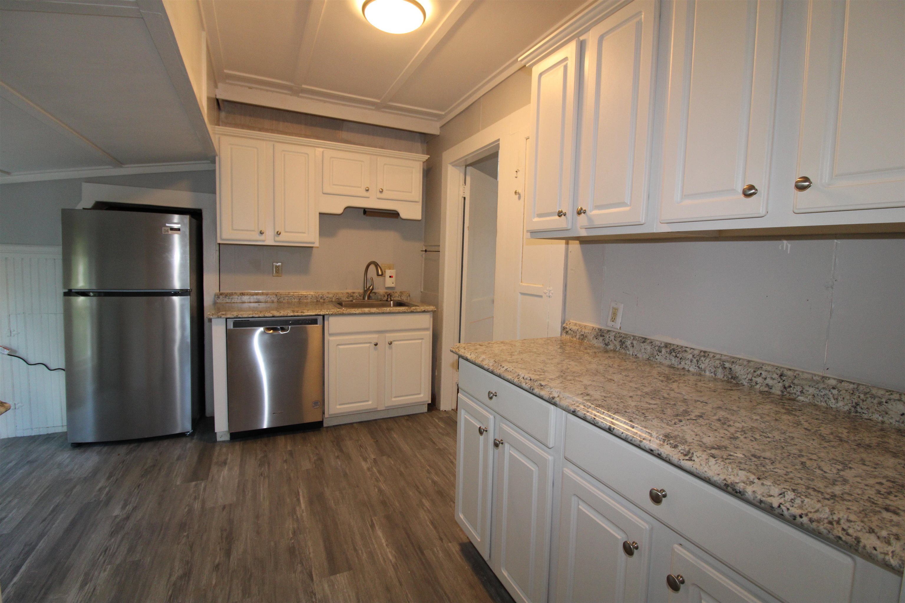 189 South Main Street Rochester, NH 03867 - Photo 23 of 29