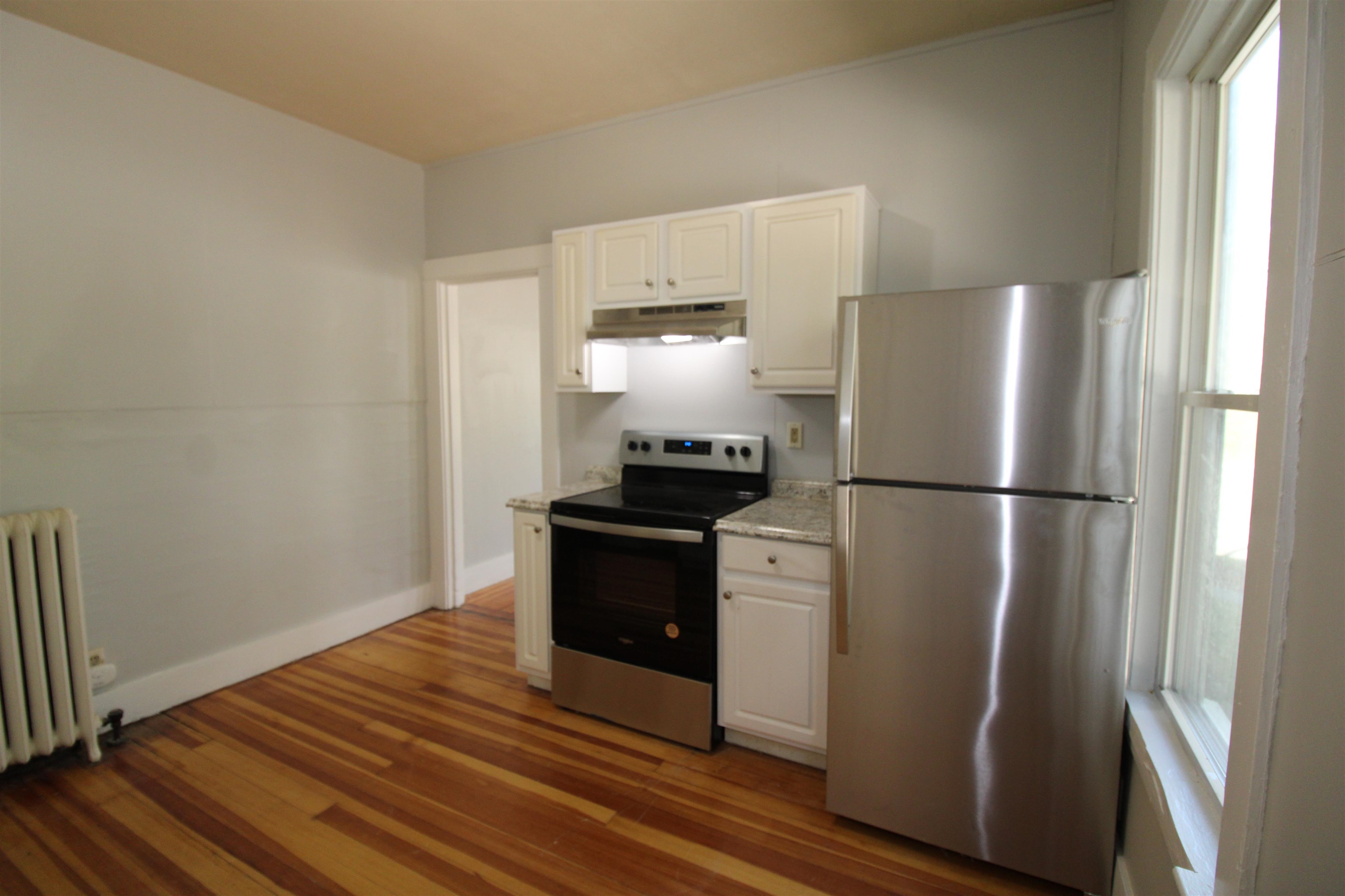 189 South Main Street Rochester, NH 03867 - Photo 6 of 29